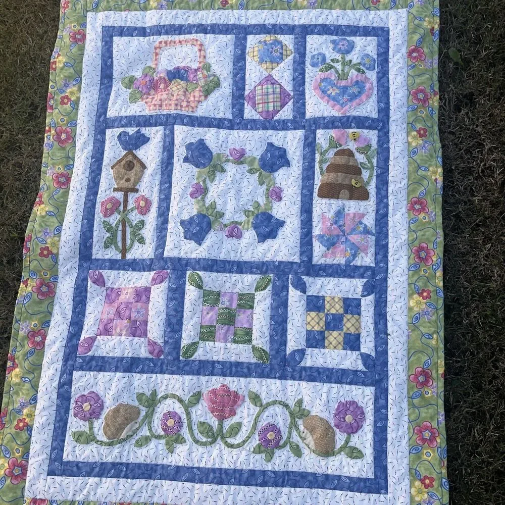 Amy’s Sampler Original Brandywine Design Quilt Multicolor 41” Tall Cottage Core